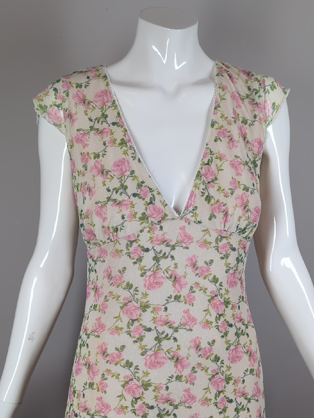 See You Monday Floral V-Neck Midi Dress in Pink and Cream Sheer Stretchy Roses - Picture 3 of 7